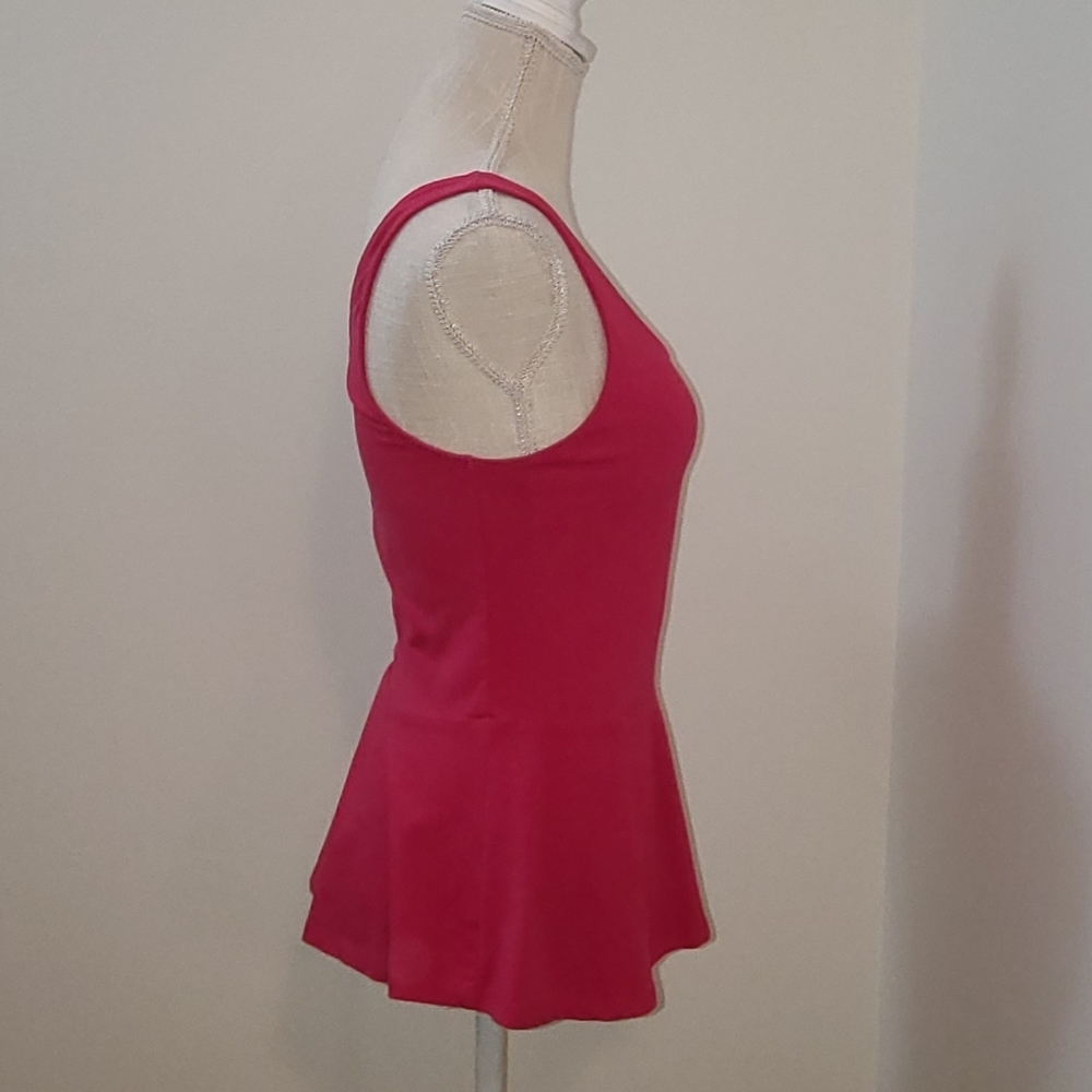 Express Tank Top - Picture 2 of 5